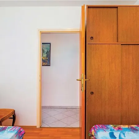 Zeljko 832 Apartment
