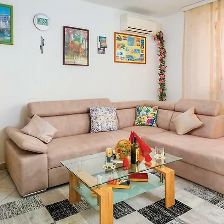 Apartman Zeljko 832 *